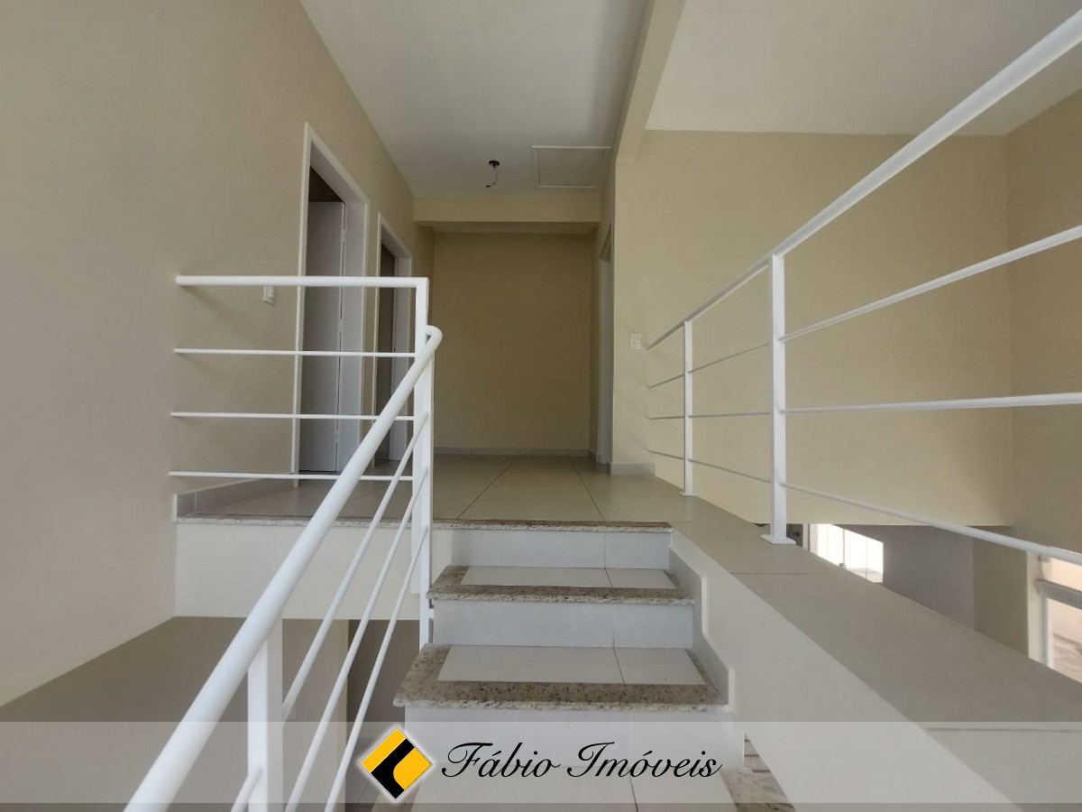 Sobrado com piscina em ótimo bairro! – Foto 31