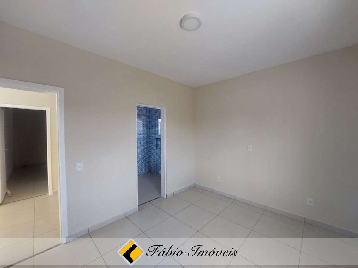 Sobrado com piscina em ótimo bairro! – Foto 19