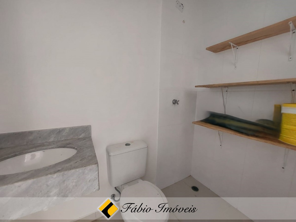 Sobrado com piscina em ótimo bairro! – Foto 37