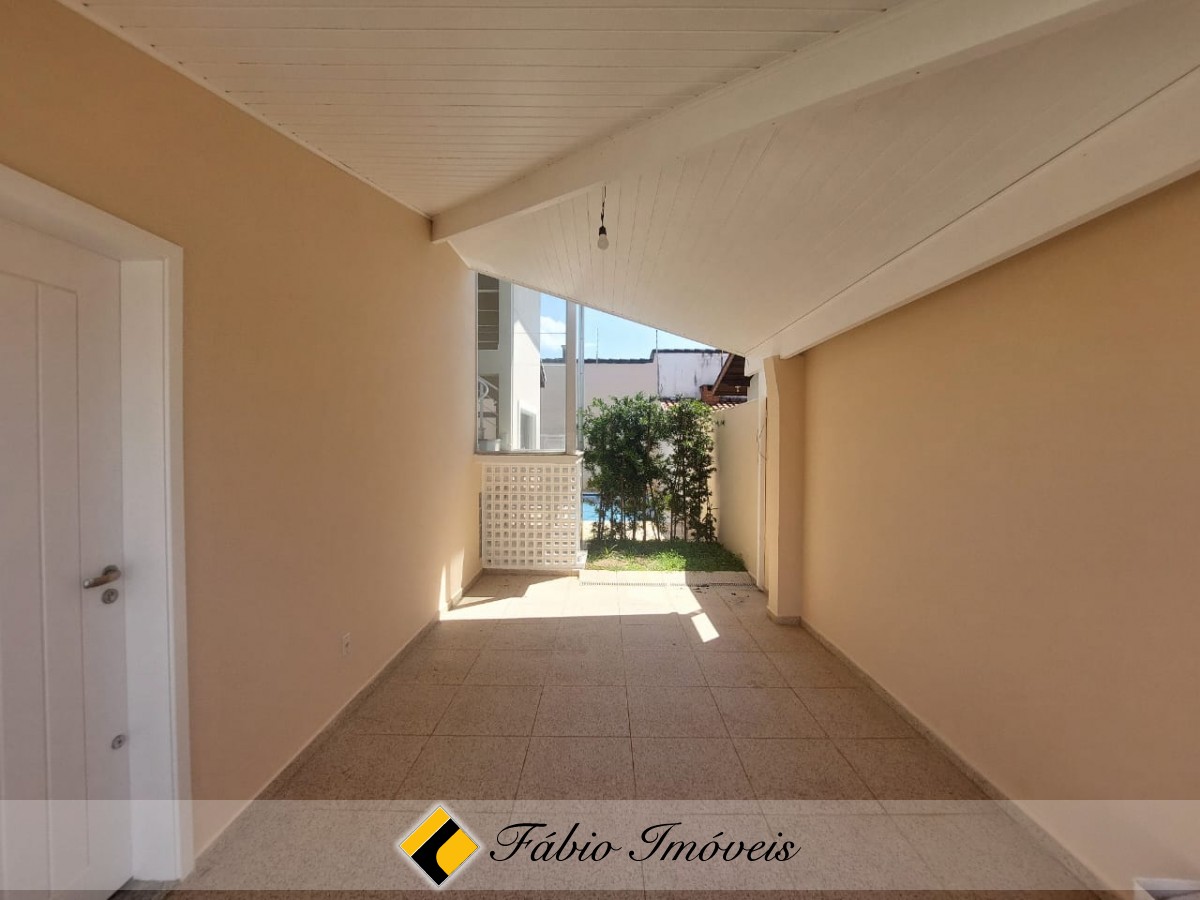 Sobrado com piscina em ótimo bairro! – Foto 22