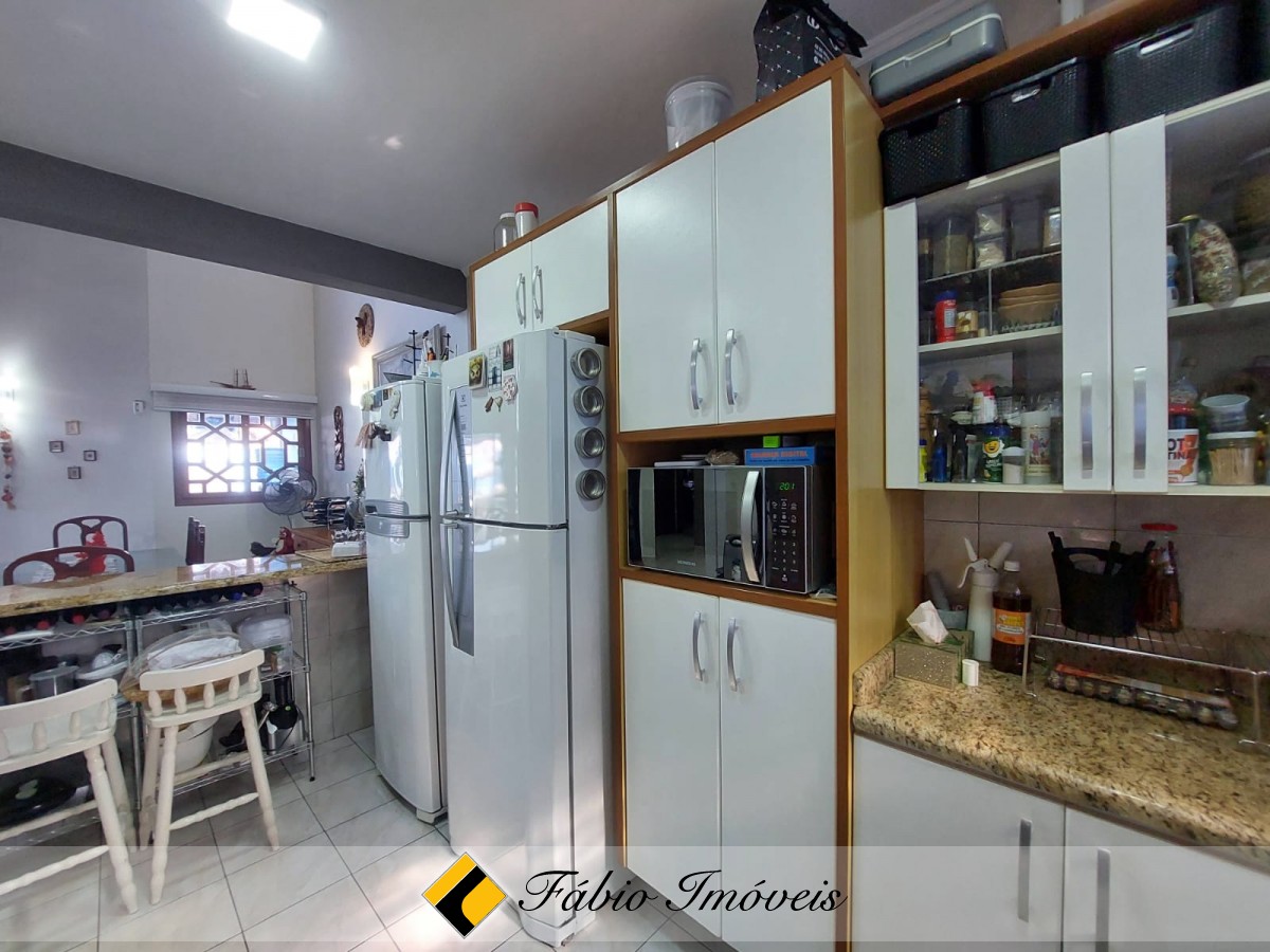 Sobrado lado praia com 4 dormitórios!! – Foto 31