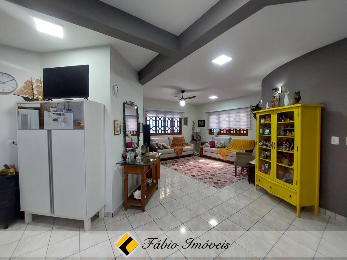 Sobrado lado praia com 4 dormitórios!! – Foto 47