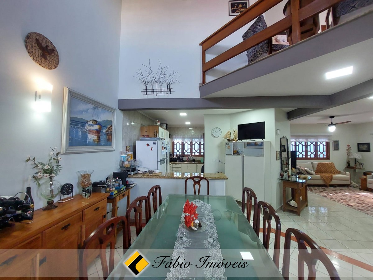 Sobrado lado praia com 4 dormitórios!! – Foto 36