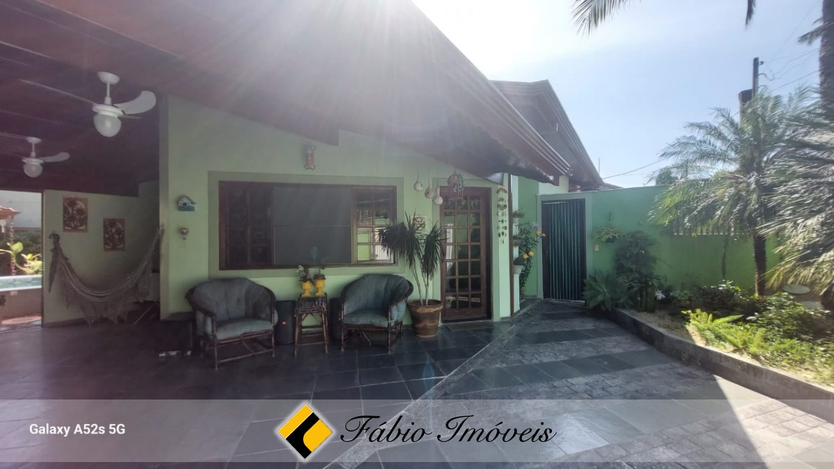 Linda casa com piscina – Foto 23