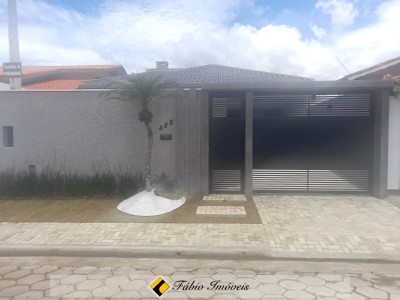 Casa em Peruíbe para venda