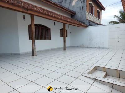 Casa em Peruíbe para venda